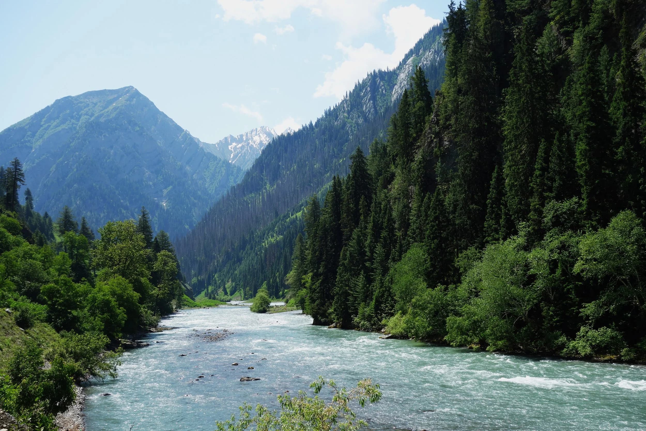 Gurez, Jammu and Kashmir - Dramatic mountains and flowing rivers - Aleeza Travels destination